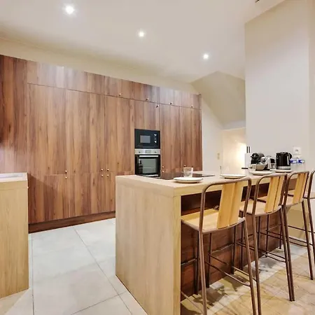 Superbe 4 Bdr 15p Sentier Grand Rex *